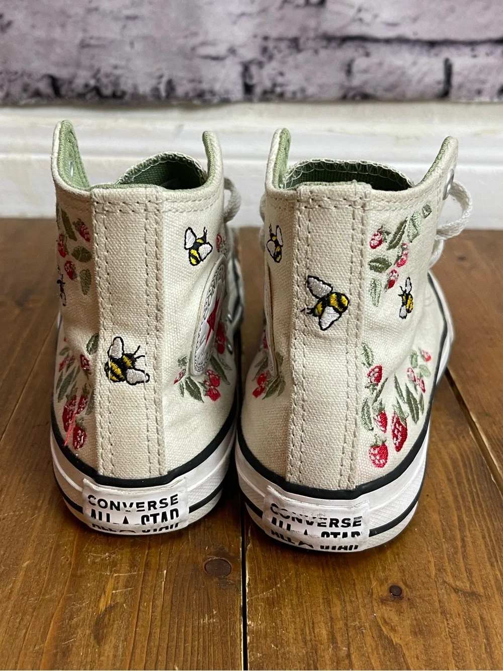 Converse kids size 12 cream colored strawberry embroidered high top sneakers